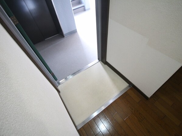広島畳材６ビルの物件内観写真